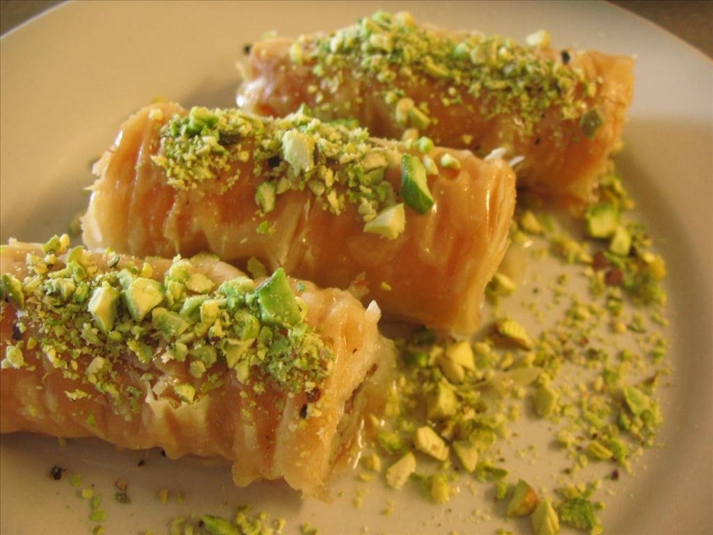 Persian-Desserts-That-Will-Sweeten-Your-Day-004